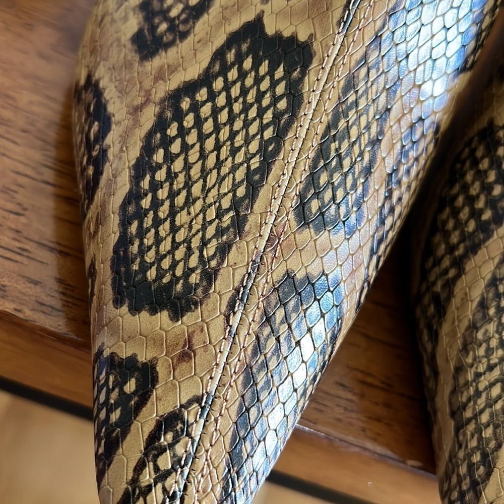 Sam Edelman Skya Snakeskin Print Embossed Leather Mules - Picture 14 of 15